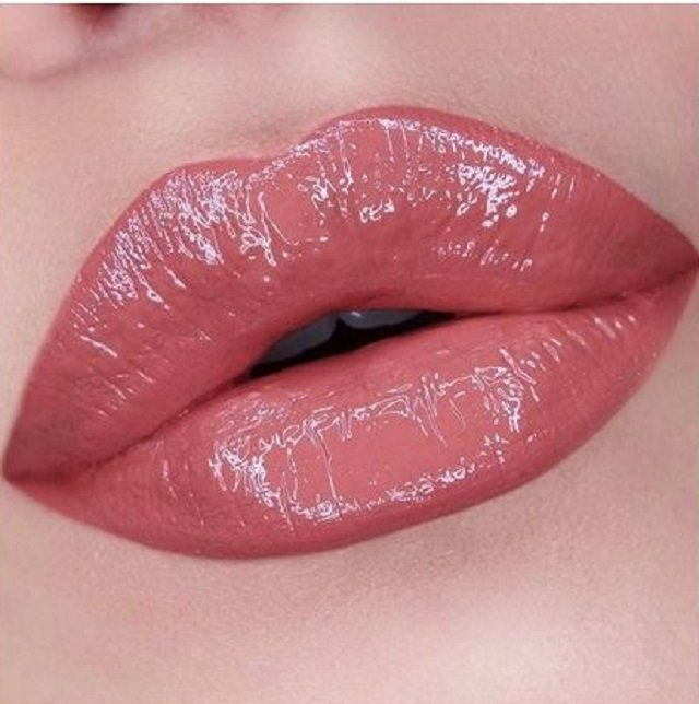Full Color Lipgloss – Image 7